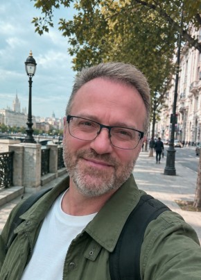 Игорь из Волгограда 44 года