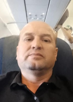 Ахлидин из Уфы 44 года