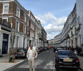 Eduard, 48, Brussels