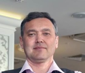 Рустам, 64 года, Казань