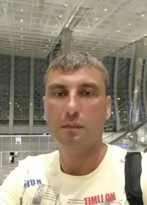 Андрей из Домодедово 44 года