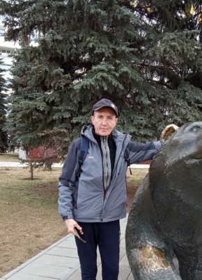 Иван из Москвы 49 лет