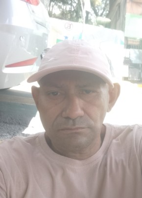 Vanderley из Manáos 48 лет
