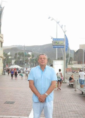 David Fernandez, 63, Republika e Kosovës, Prishtinë