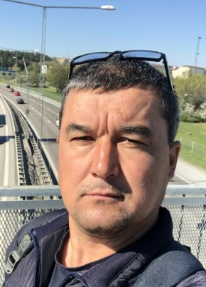 Odil, 44, Konungariket Sverige, Ekerö