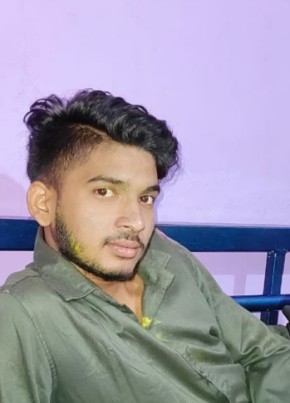 Deepak, 18, India, Calcutta