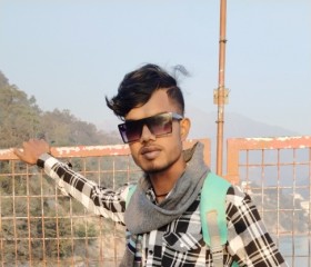 Arun, 20, Narsinghgarh