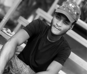 Bernard, 25, Kumasi