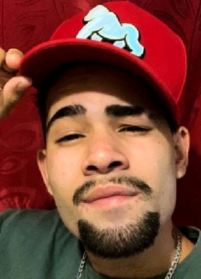 Daniel Barone из Uberaba 22 года