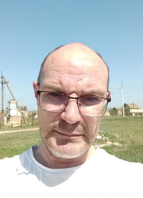 Sergey Sosnin, 43, Russia, Simferopol