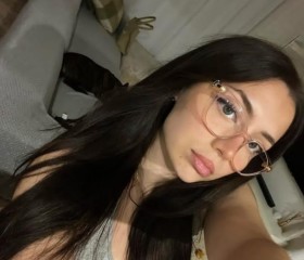 Lara brent, 32, New York City