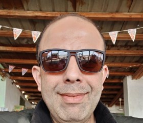 Mohammed, 45, Alexandria