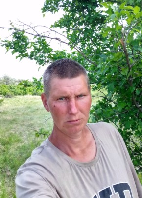 Артём, 36, Россия, Светлоград