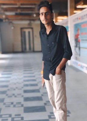 Manish Mishra, 20, India, Patna