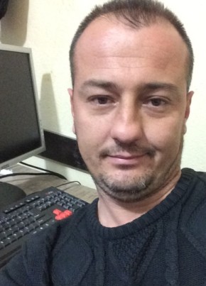 gökberk, 39, Türkiye Cumhuriyeti, Ayvalık