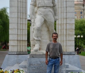 Андрей, 54 года, Болохово