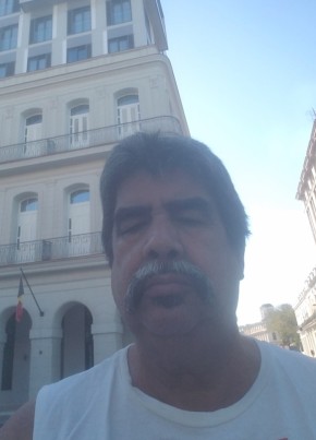 Román Ramón Hern, 61, República de Cuba, La Habana Vieja