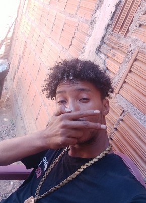 Pedro Henrique из Januária 26 лет