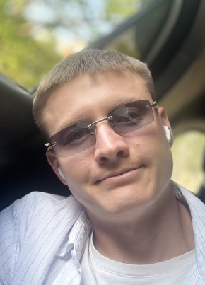 Петр из Ижевска 26 лет