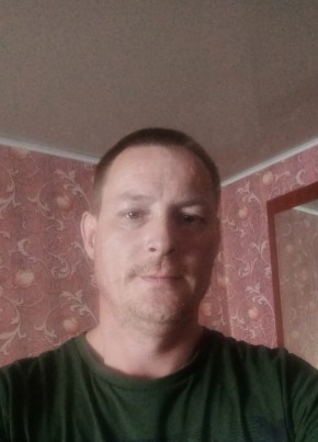 Олег, 45, Россия, Кириллов