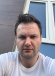 Anton, 39, Moscow