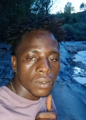Boubacar из Villareal 18 лет