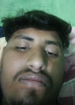 राजेंद्र कुमार, 22, India, Behror