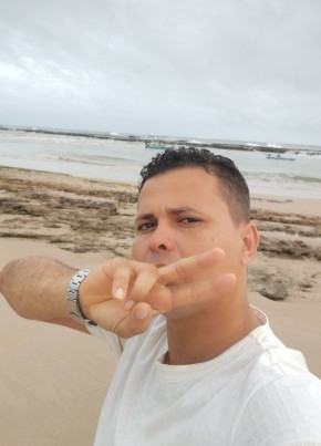 Henrique из Coruripe 34 года