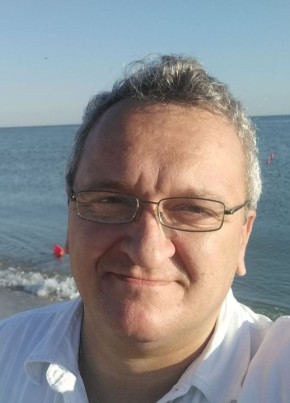 Артем из Екатеринбурга 45 лет