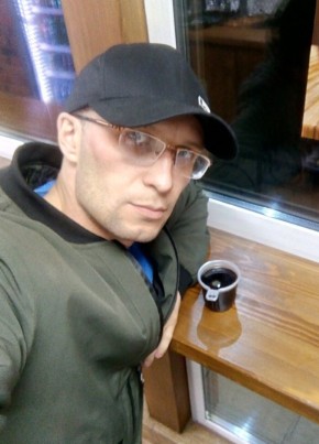 Антон, 39, Россия, Сатка