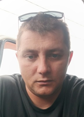 Александр из Берасьце 31 год