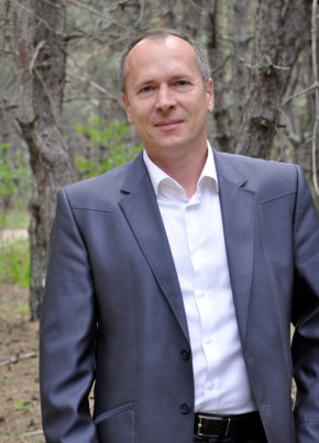 Andrey, 57, Russia, Krasnyy Sulin