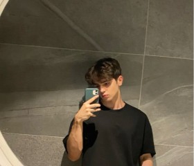 Nova, 20, Zapopan