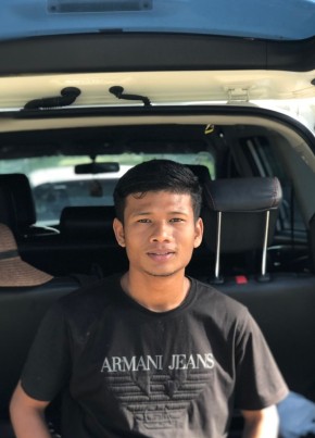 Putra, 38, Indonesia, Bireun