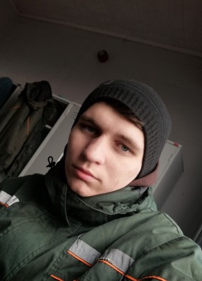 Максим, 23, Россия, Лиски