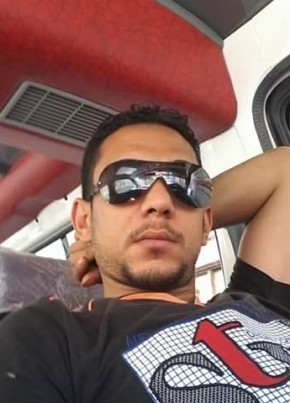 صقر из شبين الكوم 34 года