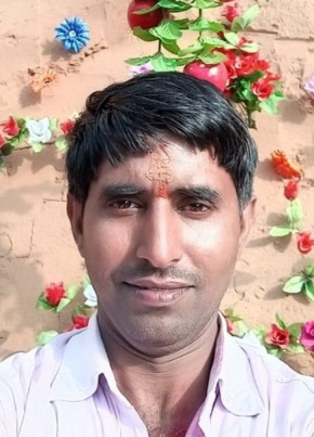 Amar.  Verma, 26, India, Charkhi Dādri