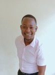 Moisés, 19, Santo Domingo