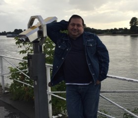Oleg, 56 лет, Düsseldorf