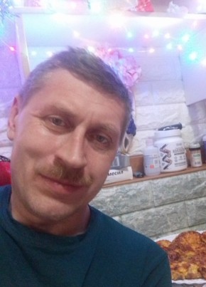 Игорь из Москвы 48 лет