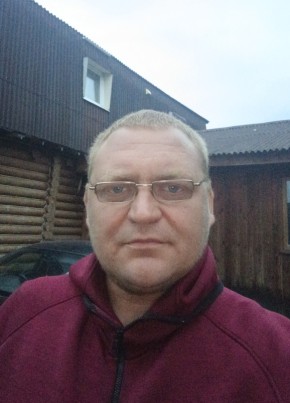Анатолий из Красноярска 42 года