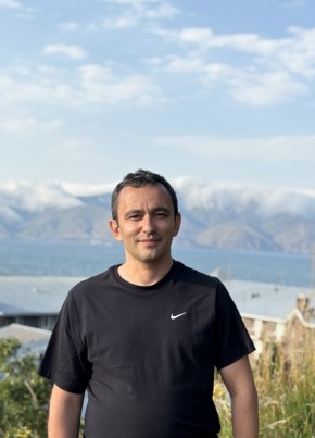 Art, 38, Armenia, Yerevan