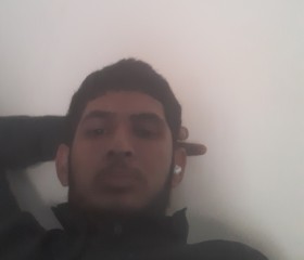 Chtahir, 23, Jhelum