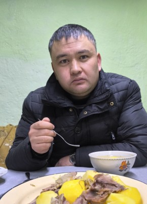 Даниэль Ишенов, 40, Кыргыз Республикасы, Каракол