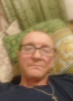 Андрей из Назарово 57 лет