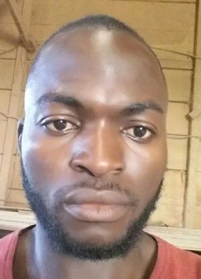 PARKER, 21, Republic of Cameroon, Yaoundé