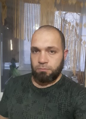 Арутюн, 40, Россия, Виноградный