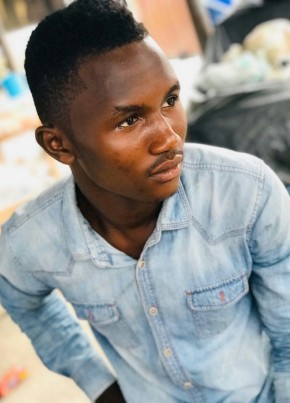 Prosper, 22, Ghana, Accra
