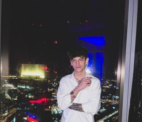 Вадим, 19 лет, Москва