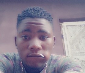 Smart, 37, Wamba